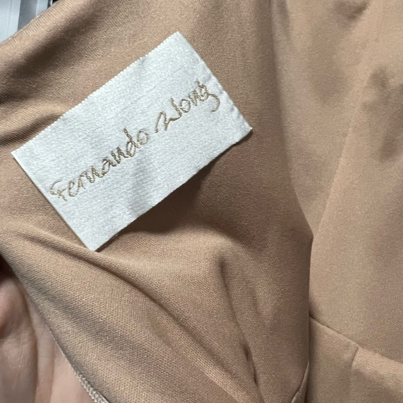 Fernando Wong Custom Couture - Picture 4 of 5